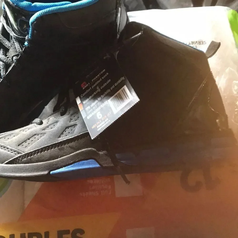 And1 Boy’s Blue/ Black Sneakers NWT